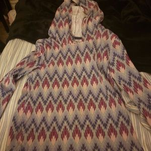 Girls long sleeve hooded shirt